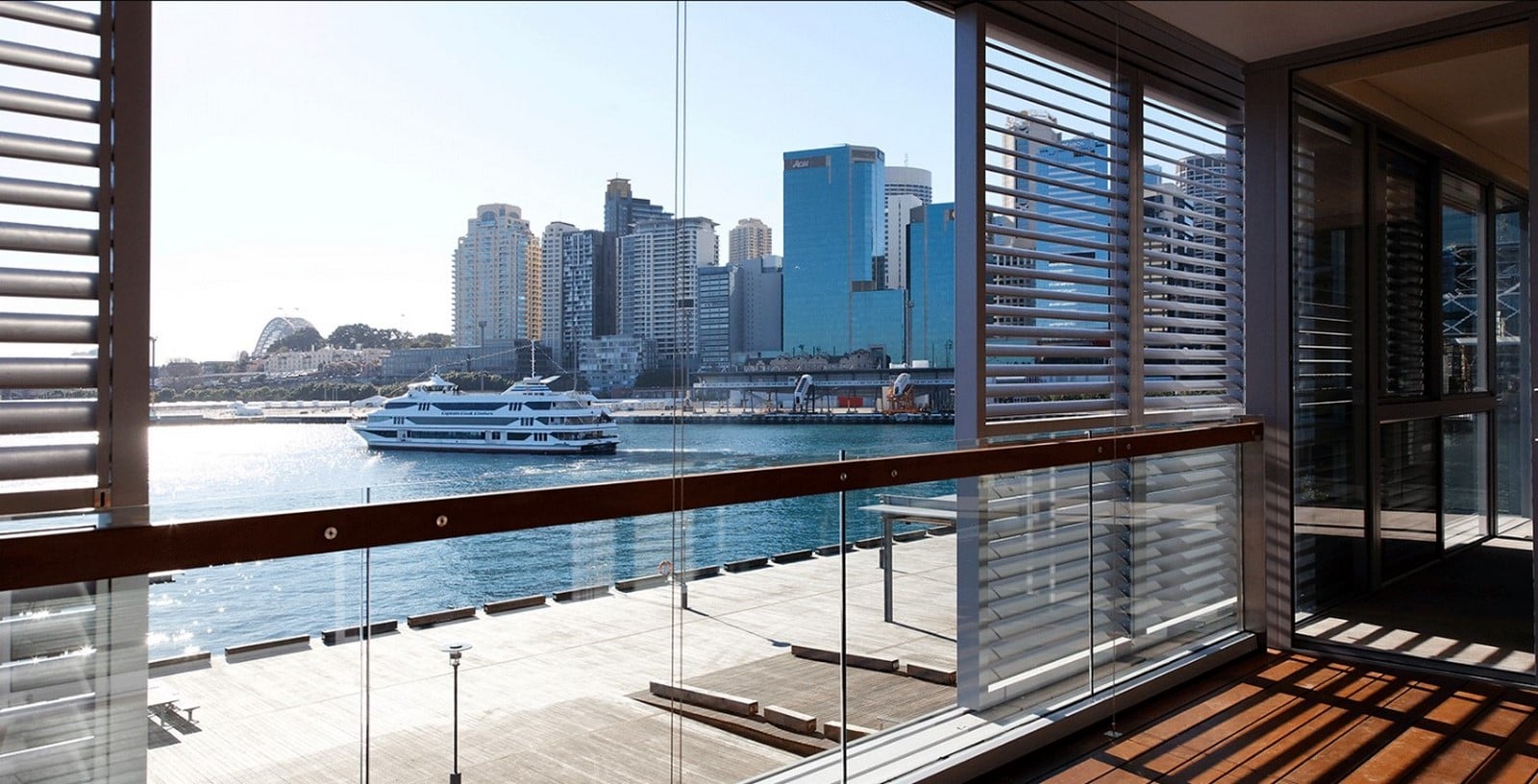 <span style="font-weight: 400;">©</span><span style="font-weight: 400;">http://www.ptw.com.au/ptw_project/wharfs-8-10-pyrmont-bay/</span>