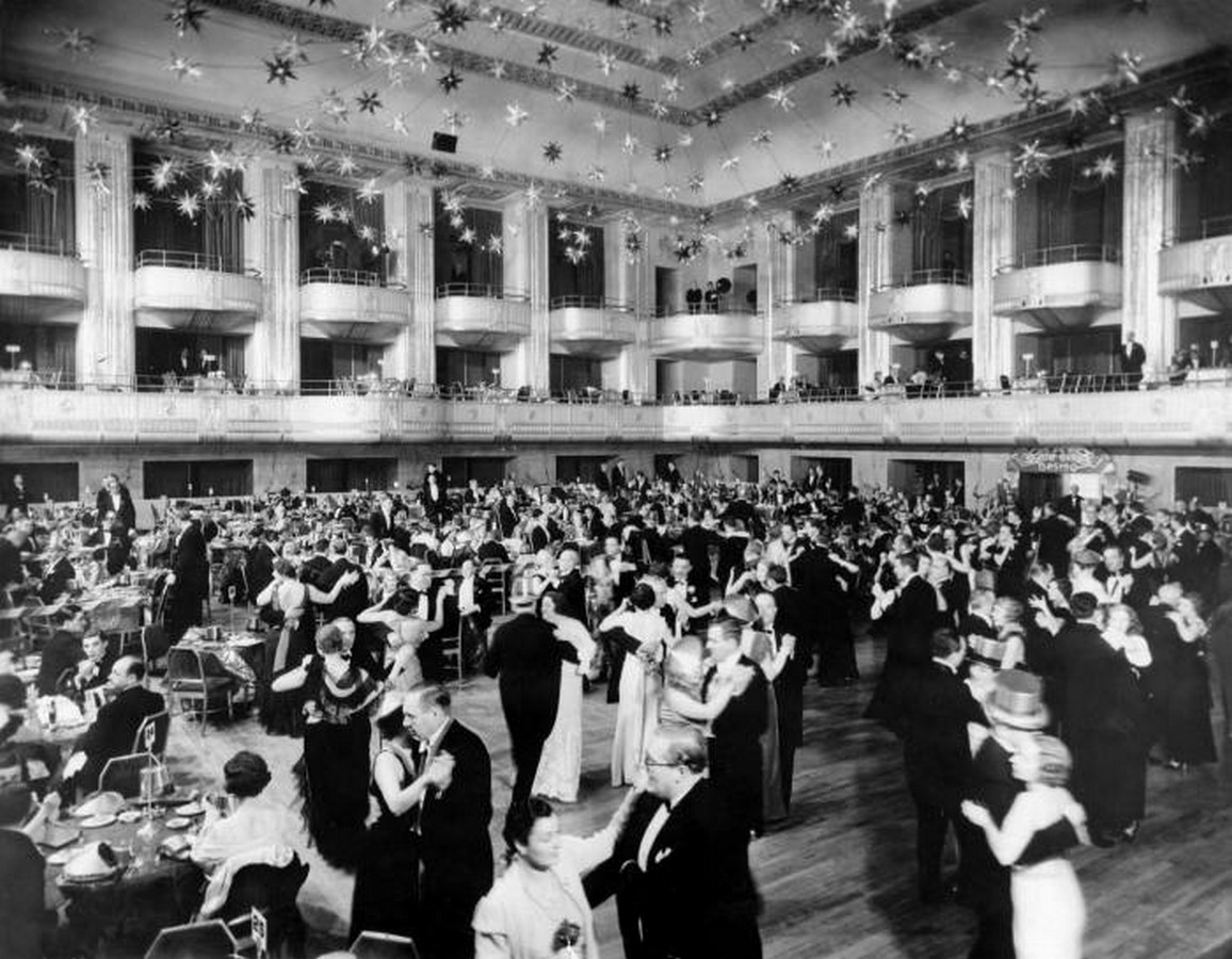 Waldorf Astoria Hotel by Schultze & Weaver: New York's grandest landmark hotel - Sheet5