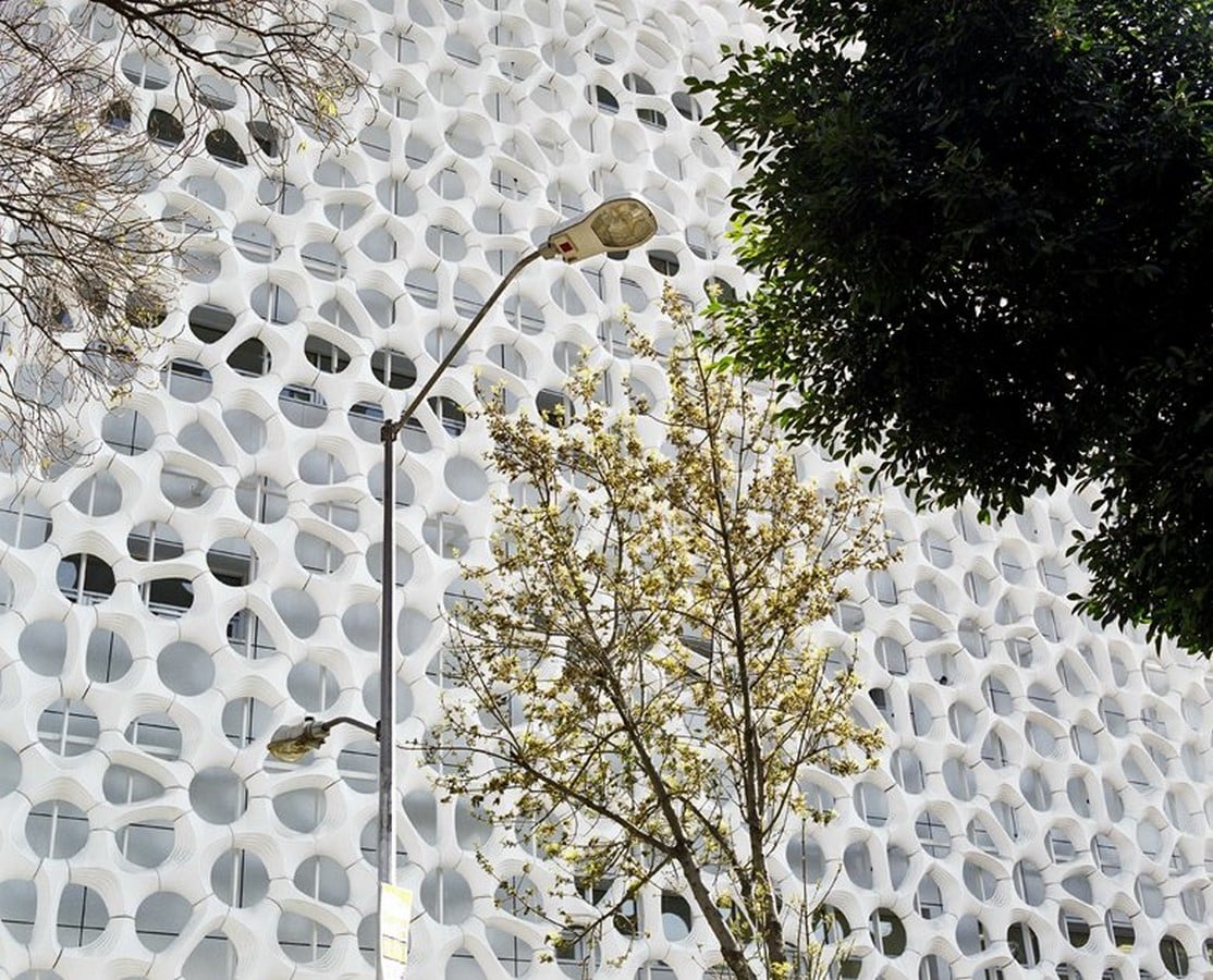 10 Examples of Innovative facade design solutions - Sheet18