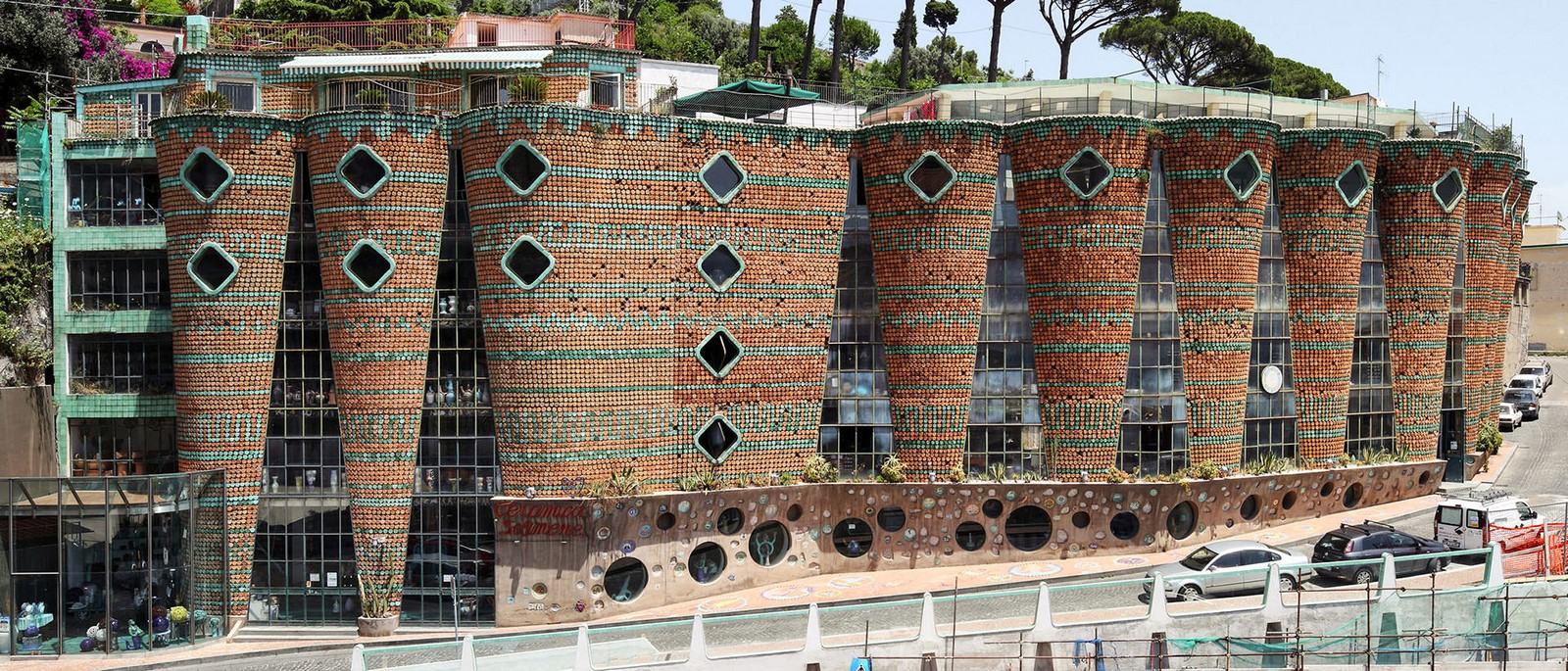 10 Projects constructed with Architectural Ceramics - Sheet4