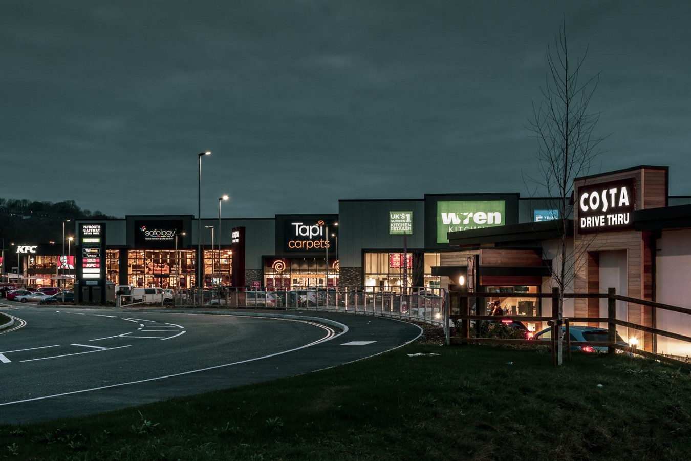 Marsh Mills Retail Park _©https://lhc.net/