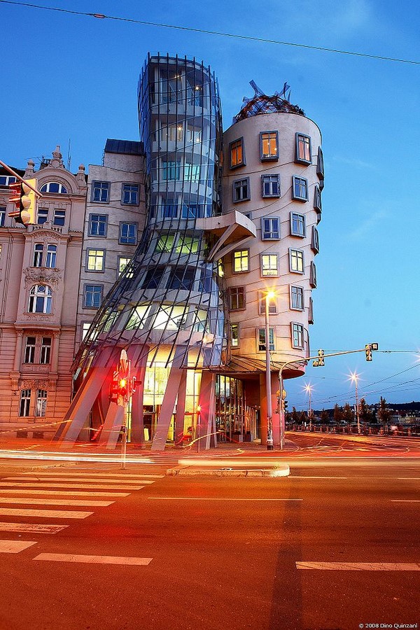 15 Iconic Glass buildings around the world - Sheet14