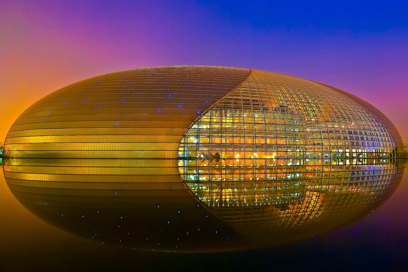 15 Iconic Glass buildings around the world - Sheet30