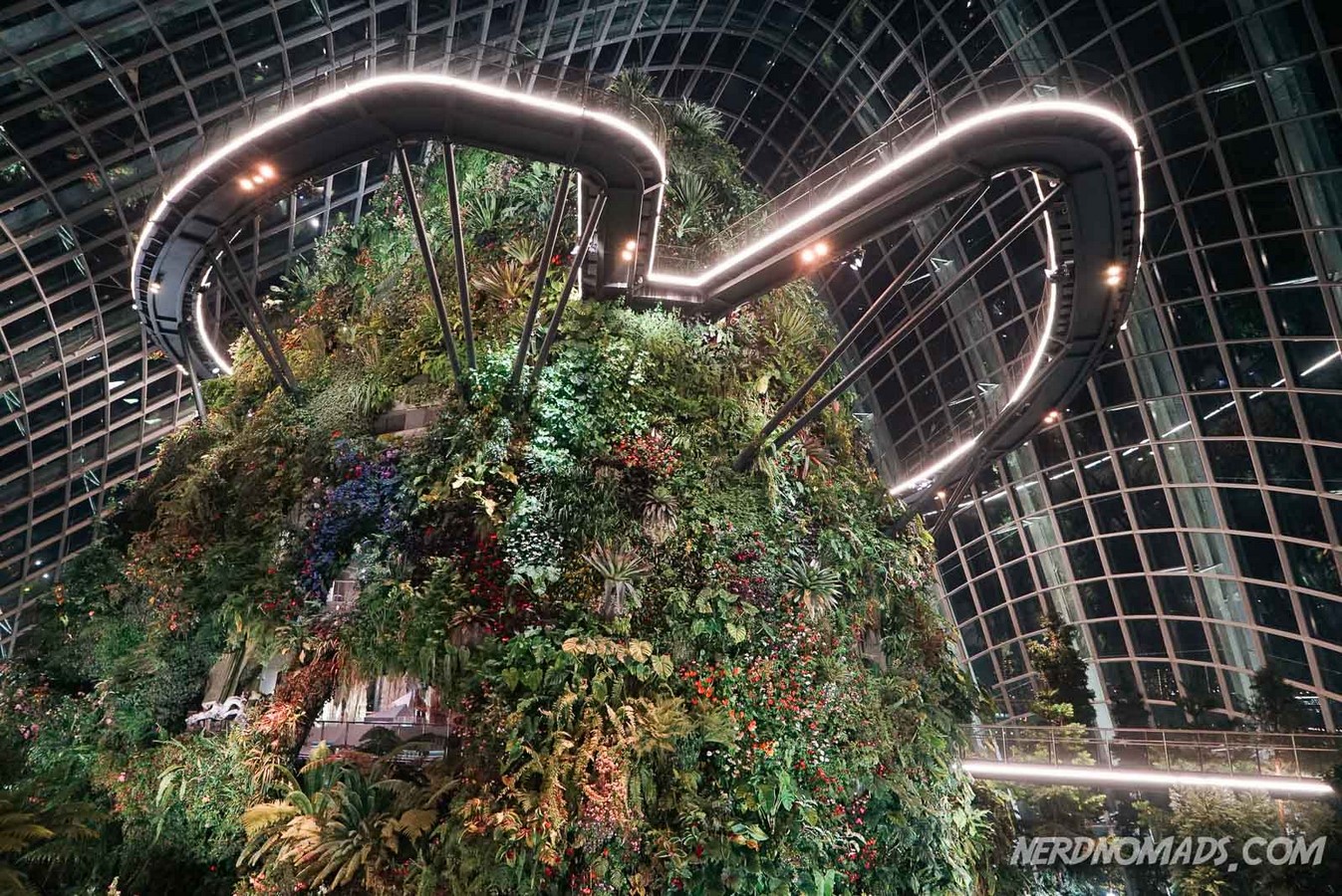 15 Iconic Glass buildings around the world - Sheet37