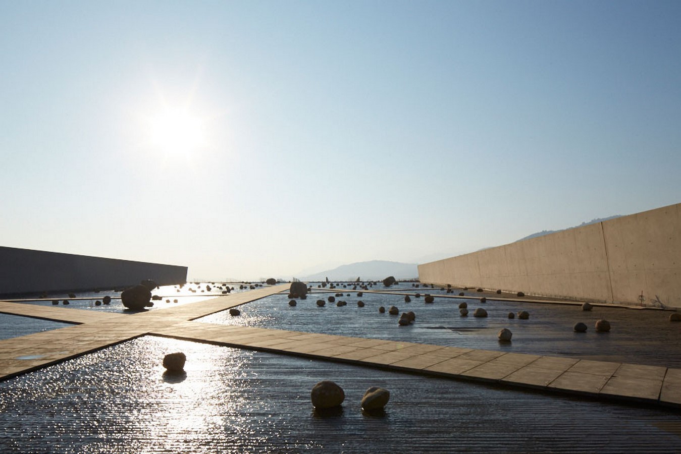 Water Architecture- How architects construct around water - Sheet14