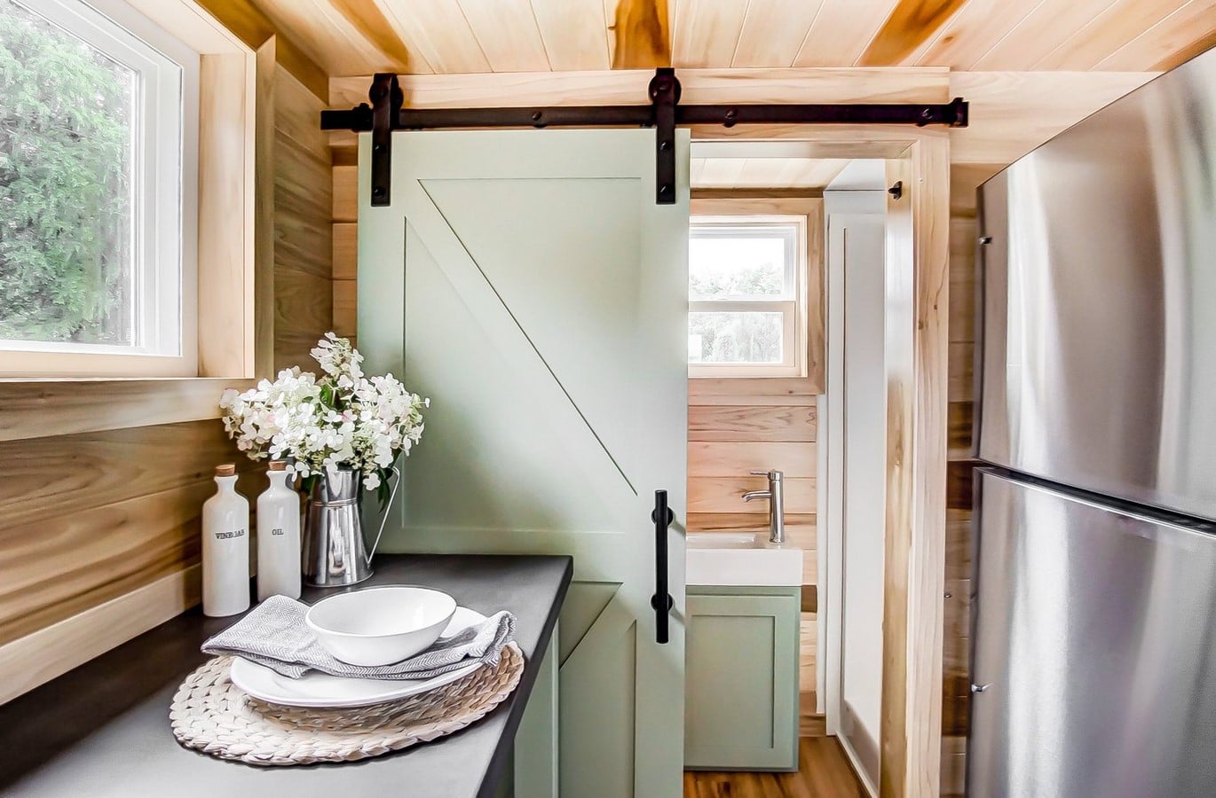 20 Trendy space saving solutions for tiny homes - Sheet10