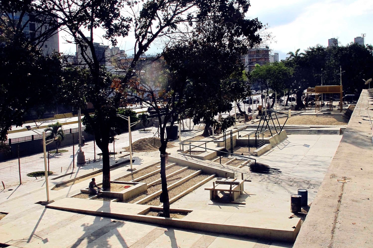 Urban Amenities, Sports Lot, Caracas, Venezuela, Architects- RicardoSanz Sosa and Rodrigo Marin Briceno - Sheet2