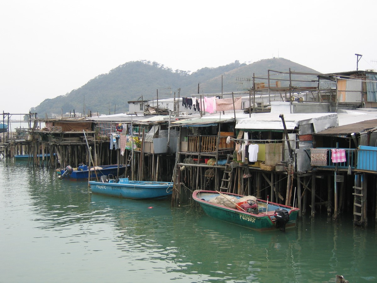 The politically inclined architecture of Hong Kong - Sheet1