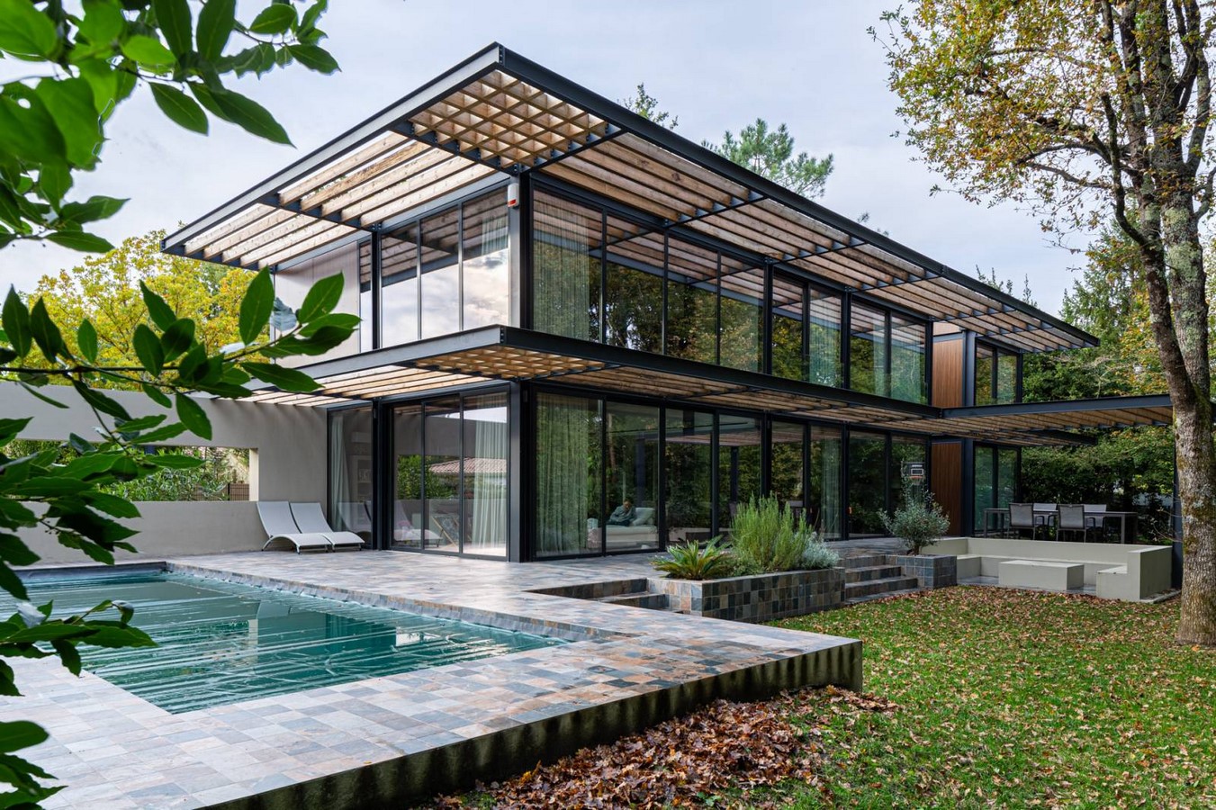 Architects in Bordeaux - Top 80 Architects in Bordeaux Sheet36