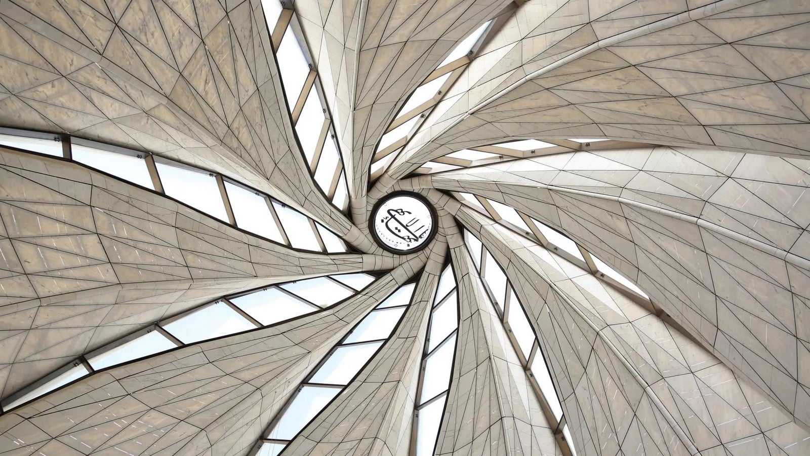 How to conquer the art of Daylighting as an element of spirituality in spaces Sheet10