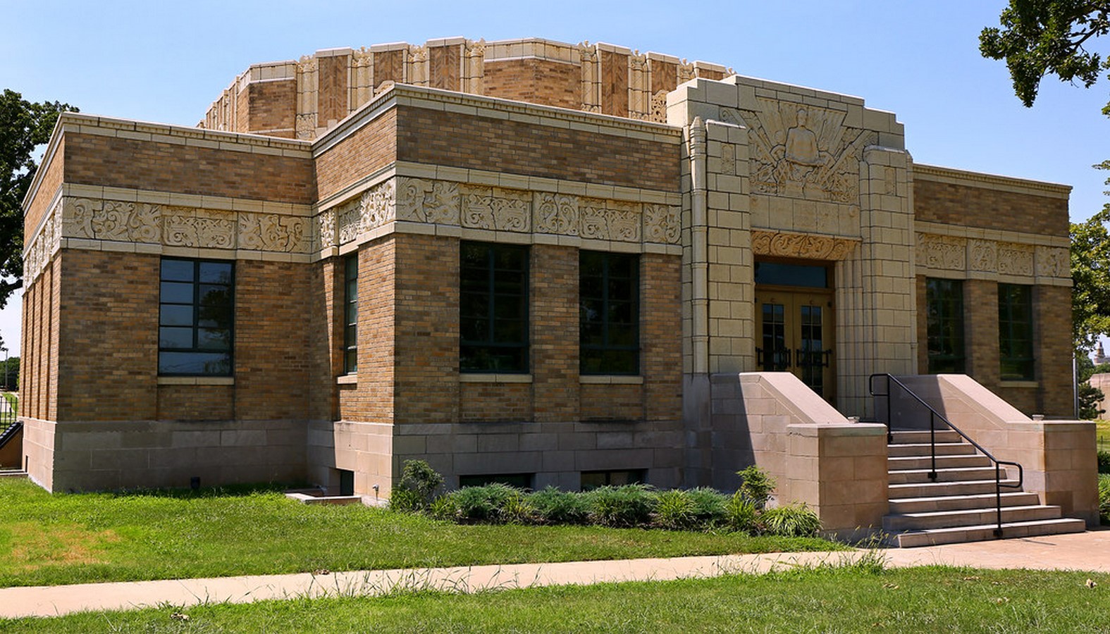 renovation of Tulsa fire alarm building _©http://toddarchgroup.com/