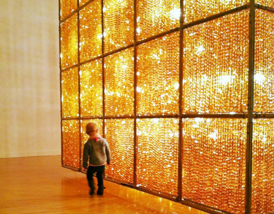 Ai Weiwei–Cube Light. Sheet3