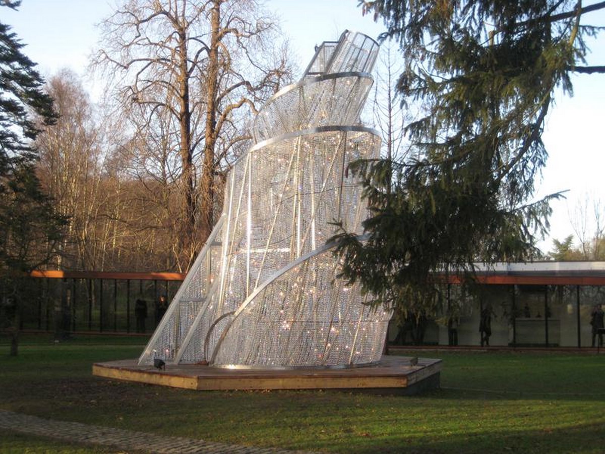 ( Fountain of Light, 2007)