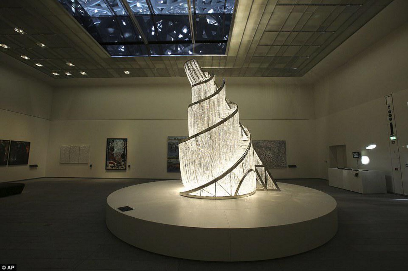 ( Fountain of Light, 2007)