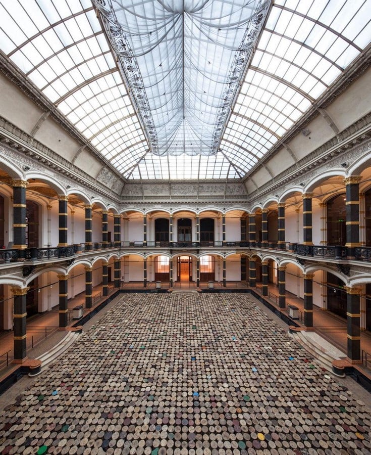 (Stools (2014) by Ai Weiwei, courtesy of Martin-Gropius-Bau, Berlin)
