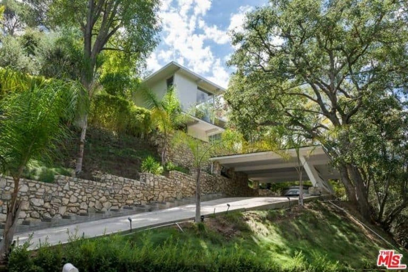 An inside look at all the houses owned by Ellen Pompeo Sheet1