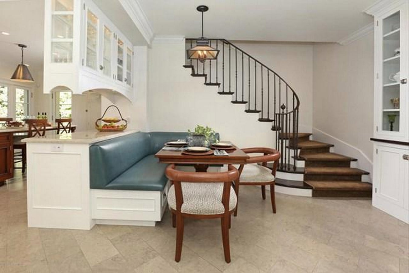 An inside look at all the houses owned by Ryan Gosling Sheet12