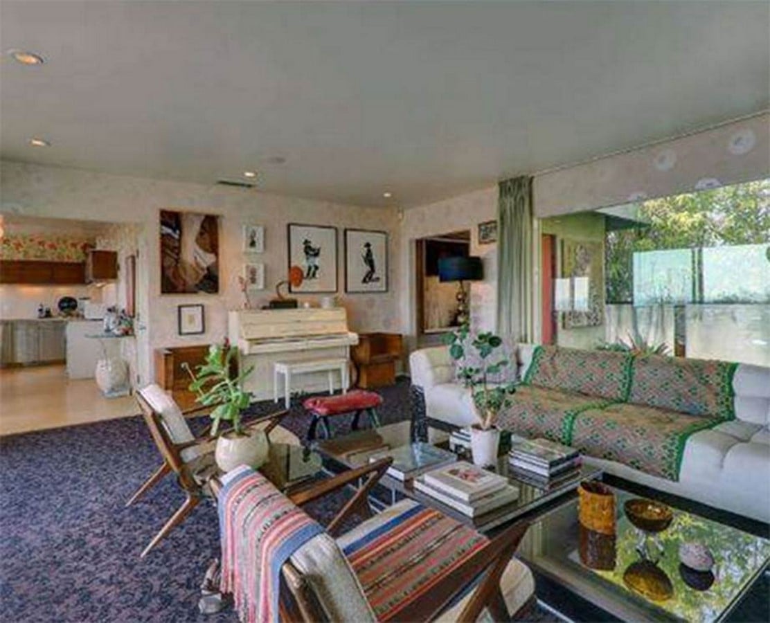 An inside look at all the houses owned by Ryan Gosling Sheet 2