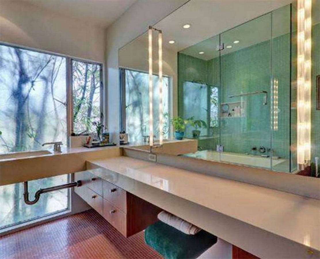 An inside look at all the houses owned by Ryan Gosling Sheet4