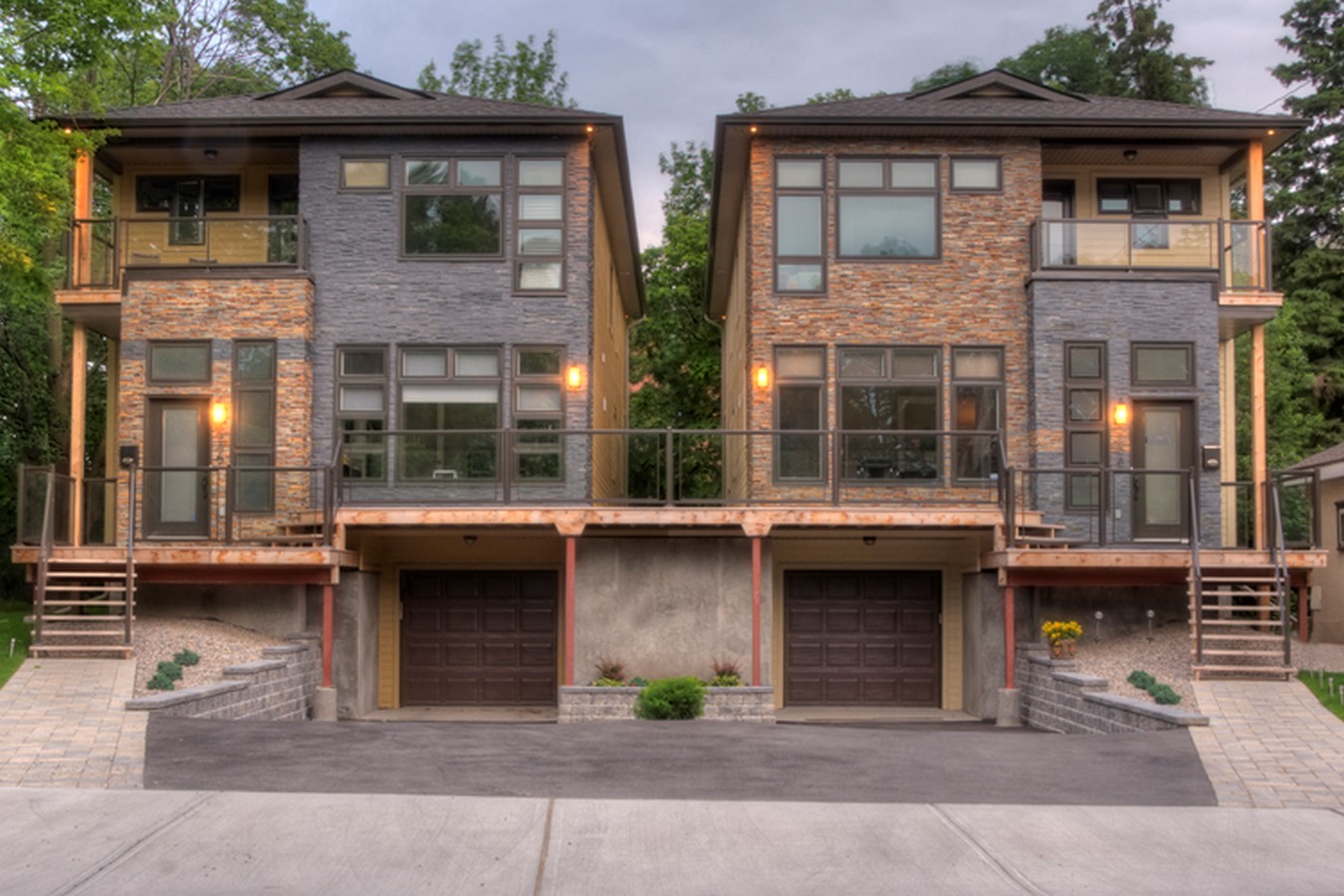 <span style="font-weight: 400;">Multi-Family Homes ⓒ Urban Keios Design</span>