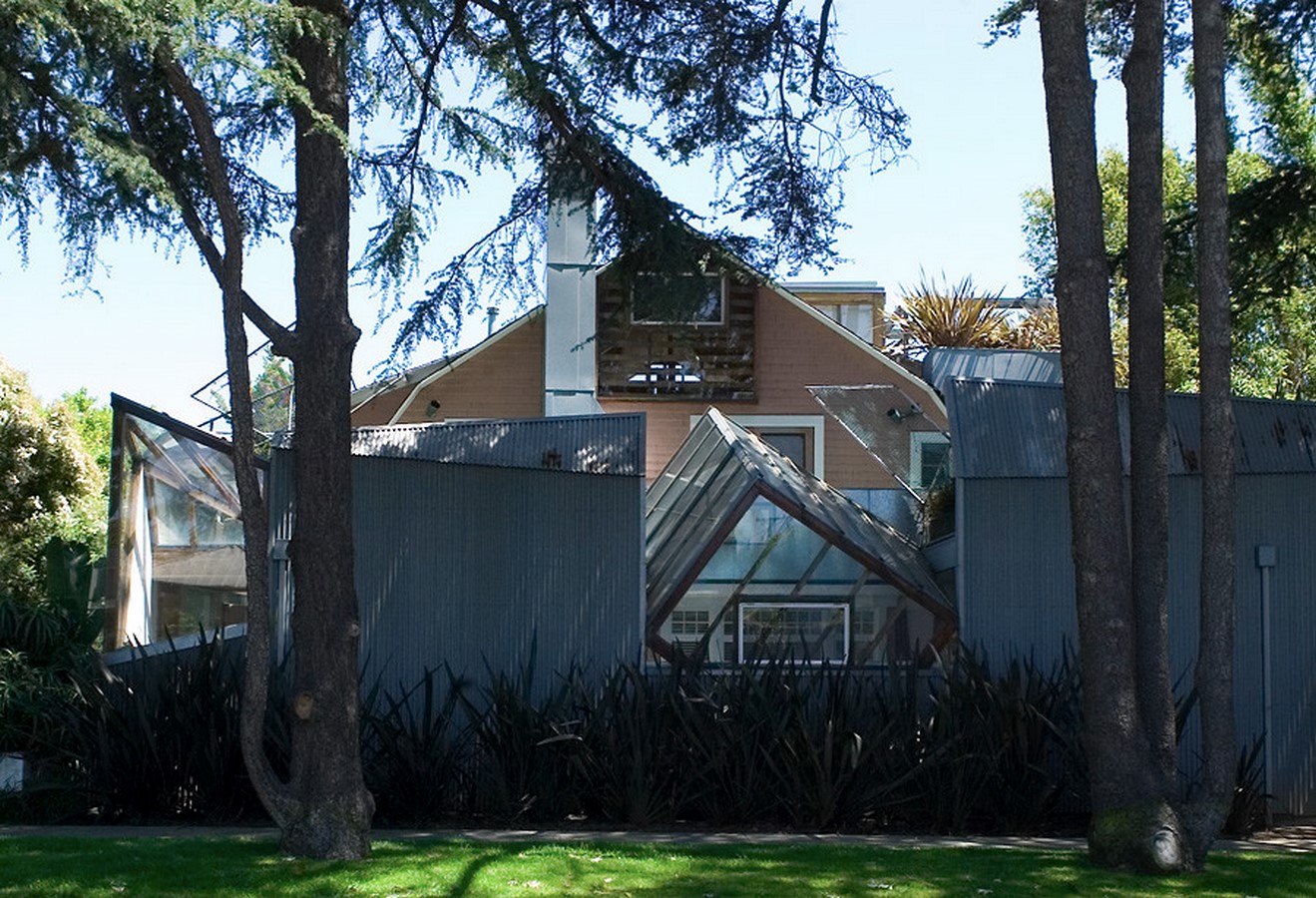 An Inside look at the Studios of Frank Gehry Sheet2