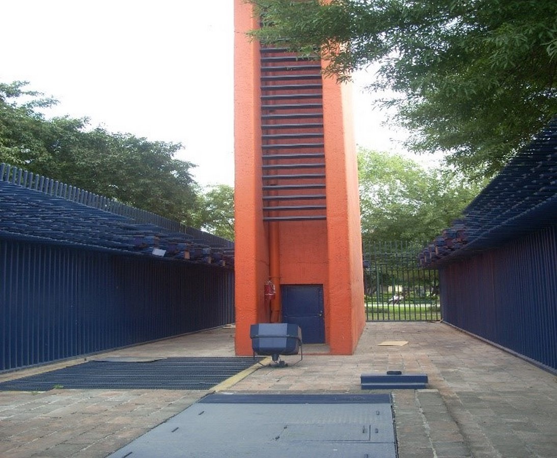 Faro del Comercio by Luis Barragan: The Lighthouse of Commerce sheet4