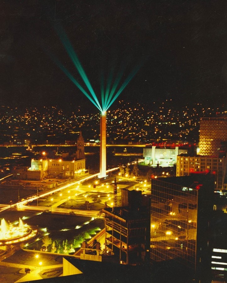 Night view__© www.pinterest.com
