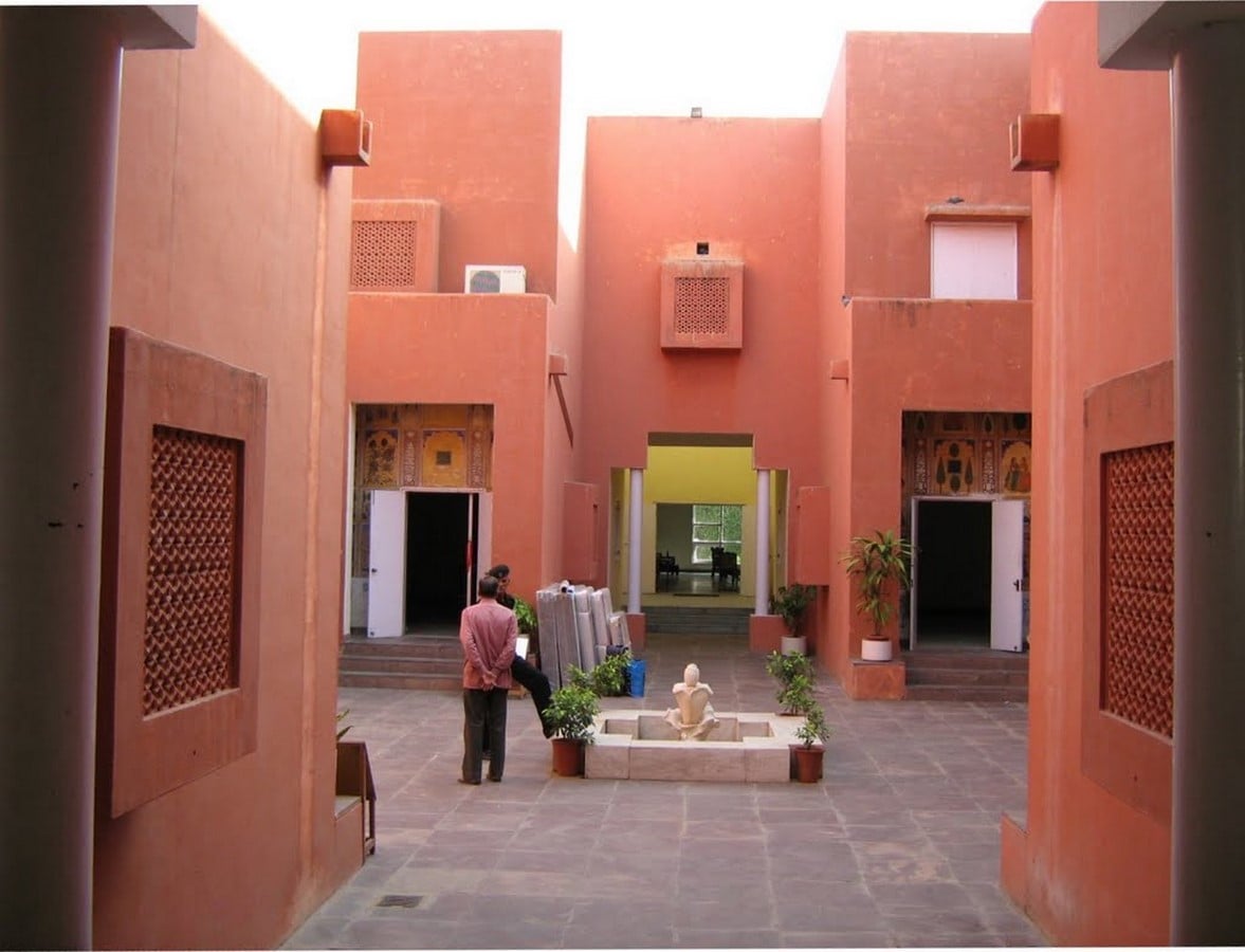 <span style="font-weight: 400;">Jawaharlal Kala Kendra-_© architectopedia</span>