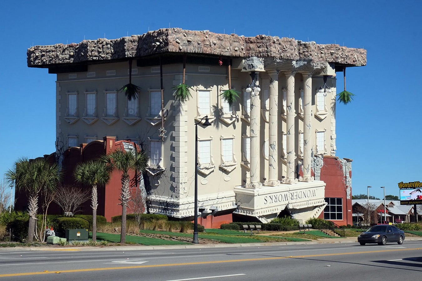 Kitsch Architecture: Developed by industrialization and urbanization Sheet9