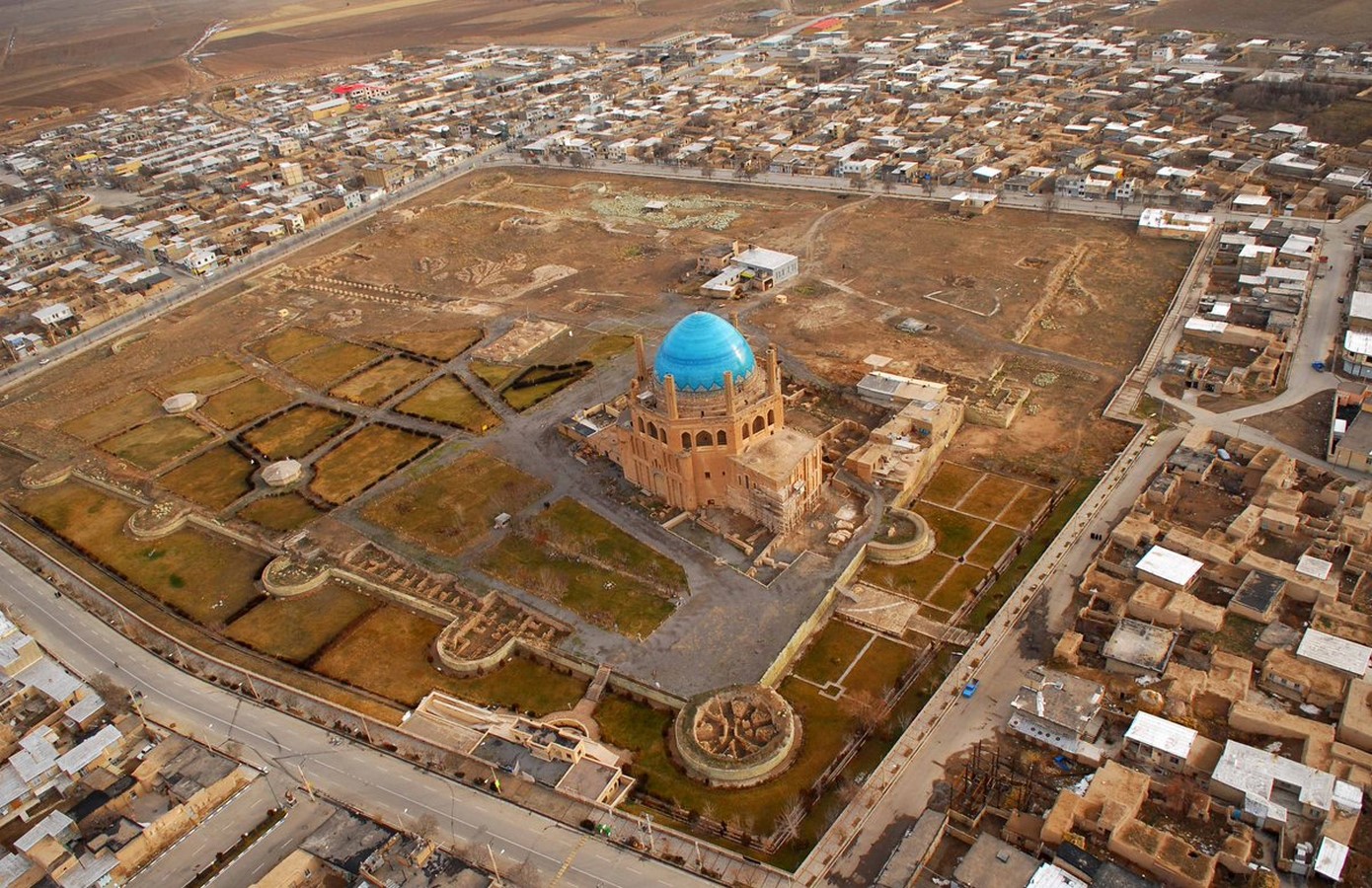 Soltaniyeh Dome, Zanjan: Complex of Ruins Sheet3