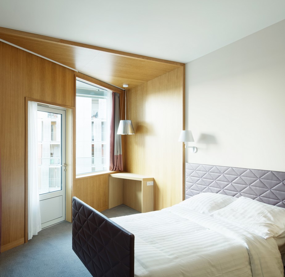 Personal rool: Nursing Home / Atelier Du Pont_ © Takuji Shimmura_ <a href=