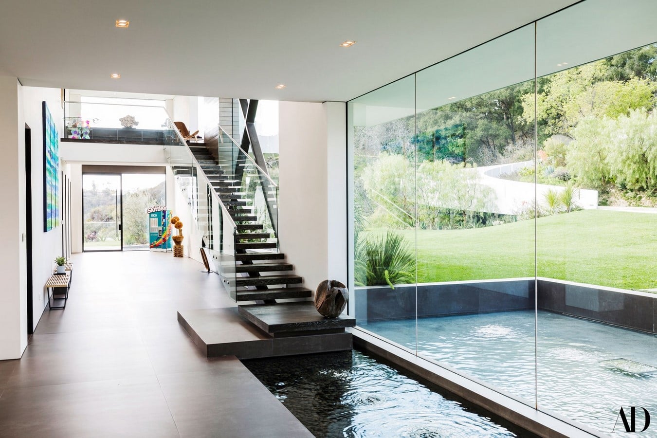 An inside look at all the houses owned by Zedd Sheet17