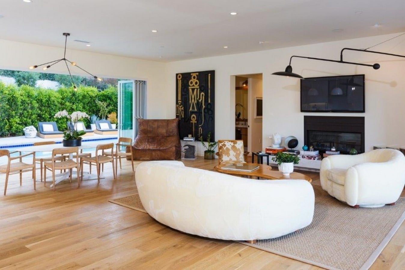 An inside look at all the houses owned by Zedd Sheet4