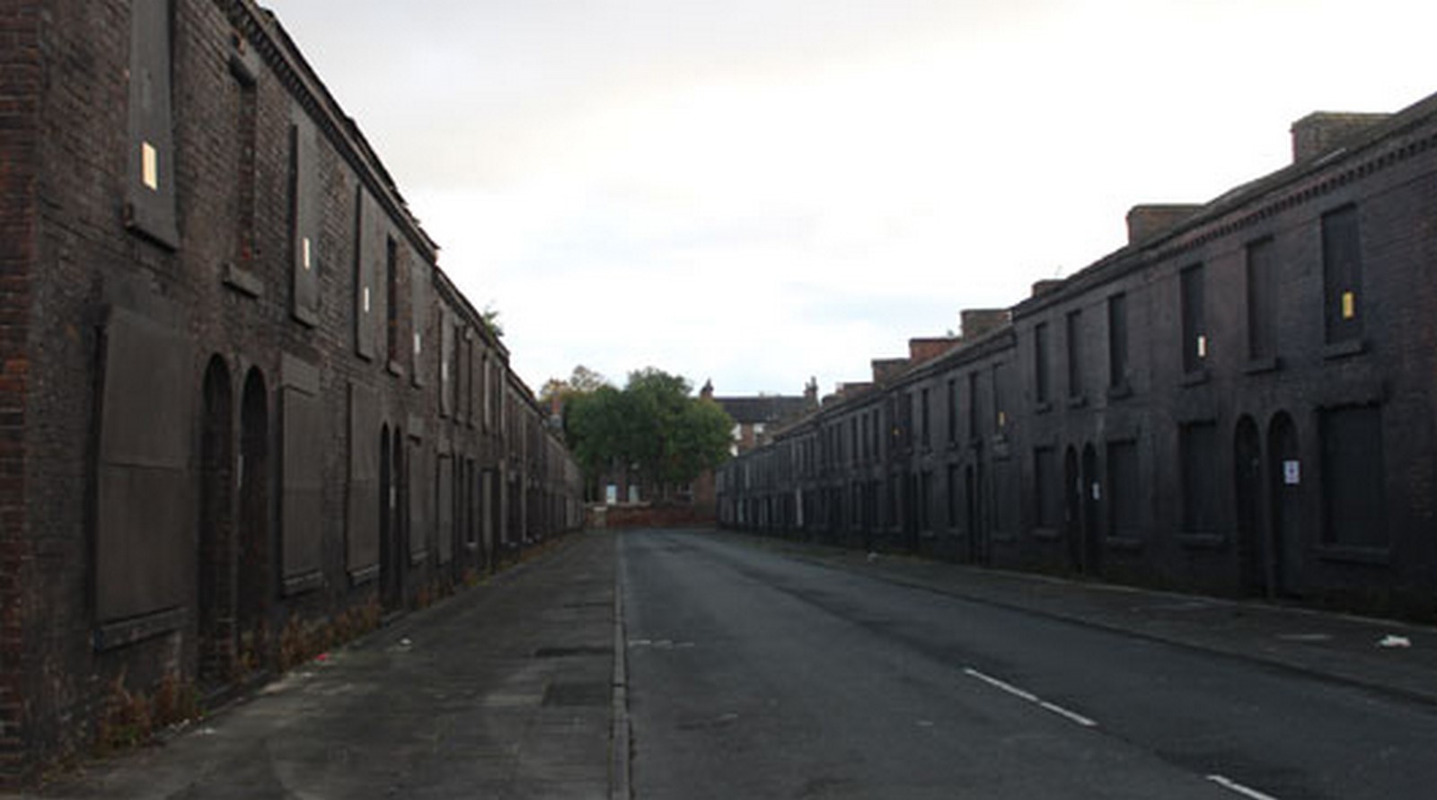 Understanding The Architecture Of the Show Peaky Blinders Sheet8