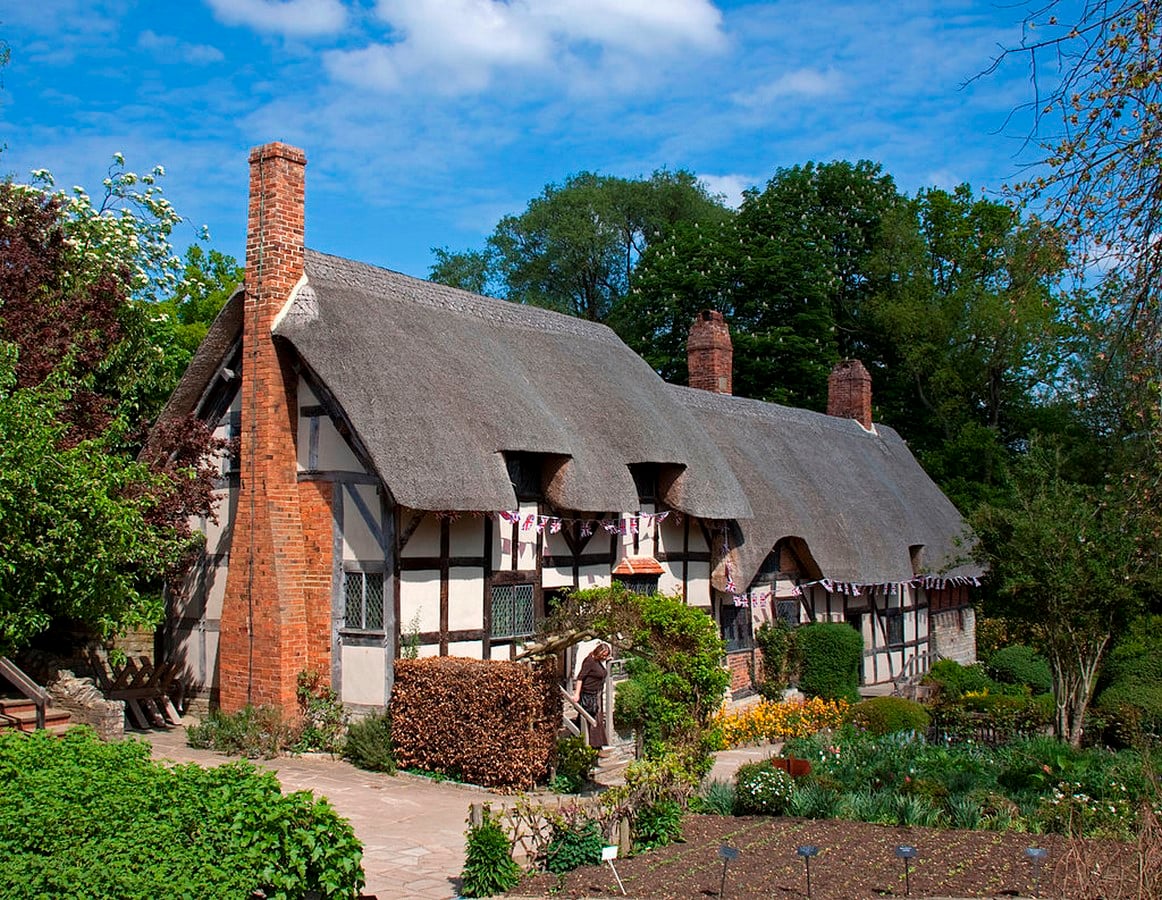 Stratford-upon-Avon and the Architecture of Shakespeare's Birthplace Sheet4