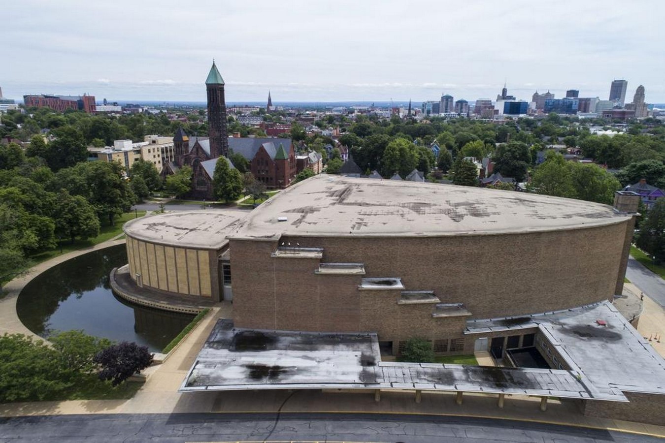 Kleinhans Music Hall by Eero Saarinen: An architectural atmosphere Sheet3