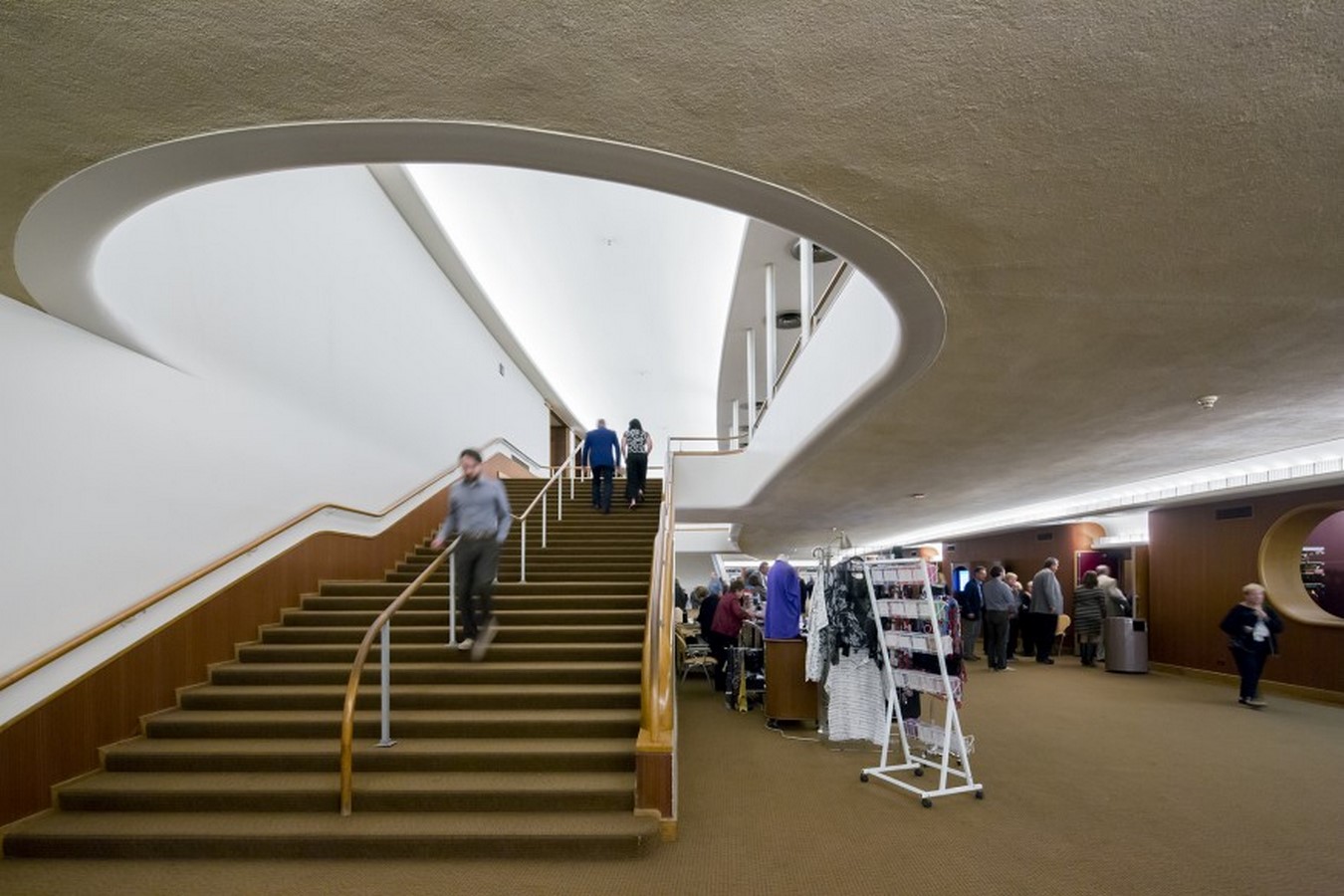 Kleinhans Music Hall by Eero Saarinen: An architectural atmosphere Sheet7