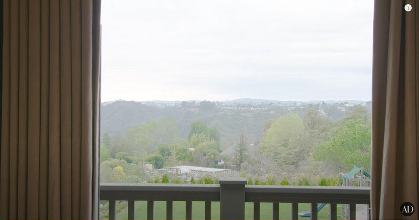An inside look at all the houses owned by Jessica Alba Sheet24