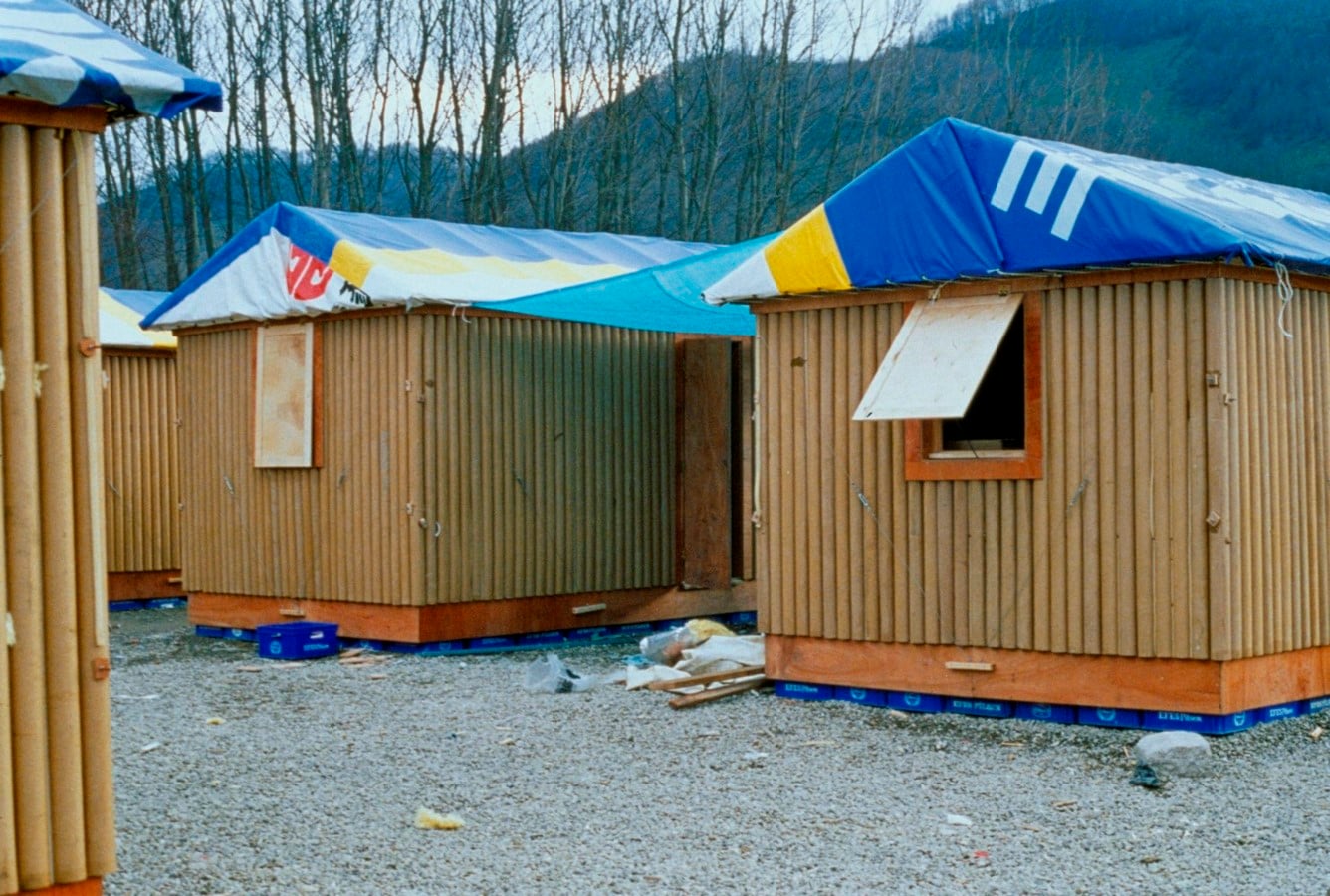 Paper Log Houses by Shigeru Ban: Recyclable Materials and Architecture Sheet3