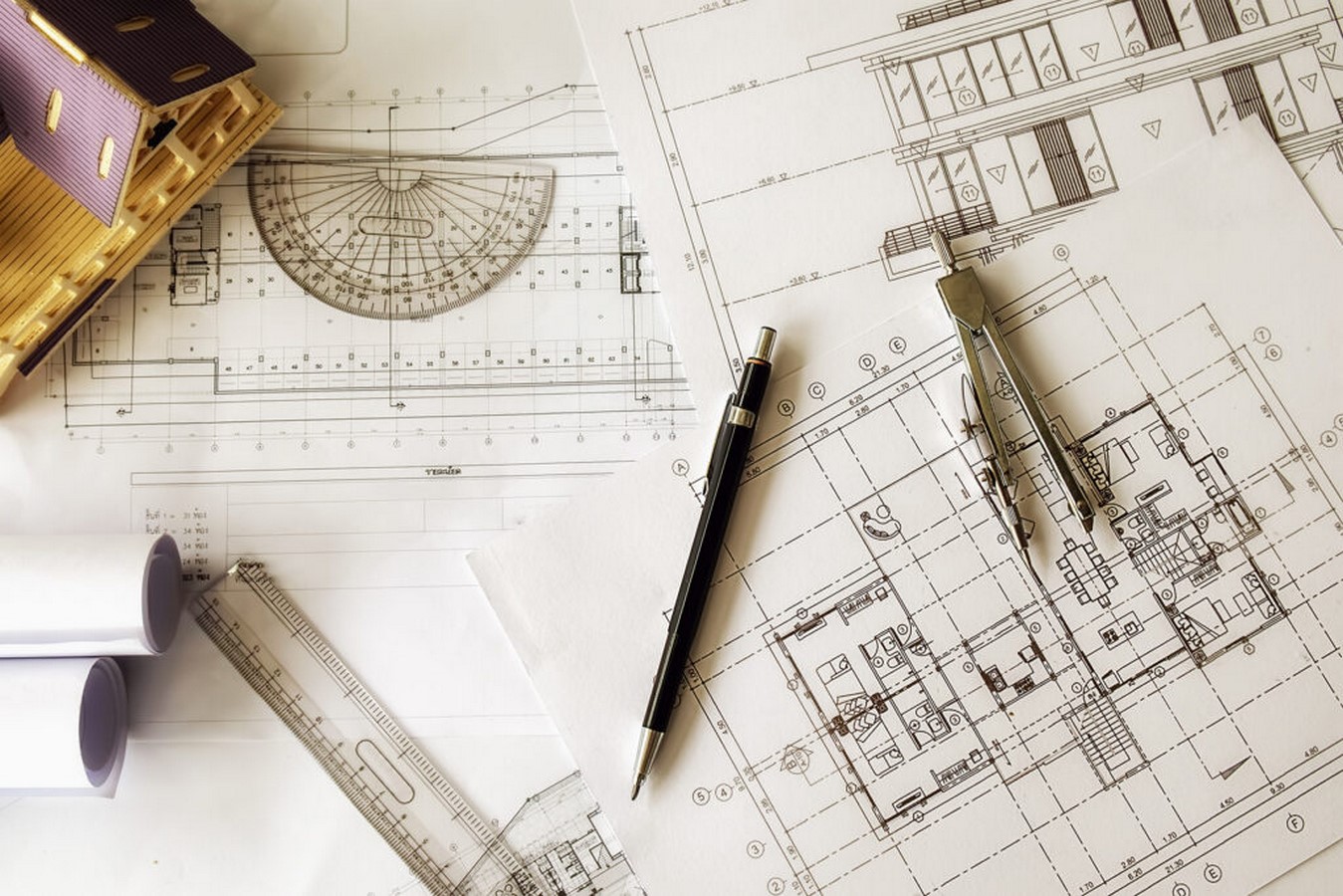 Should you get a Master's degree immediately or gain work experience? Sheet1