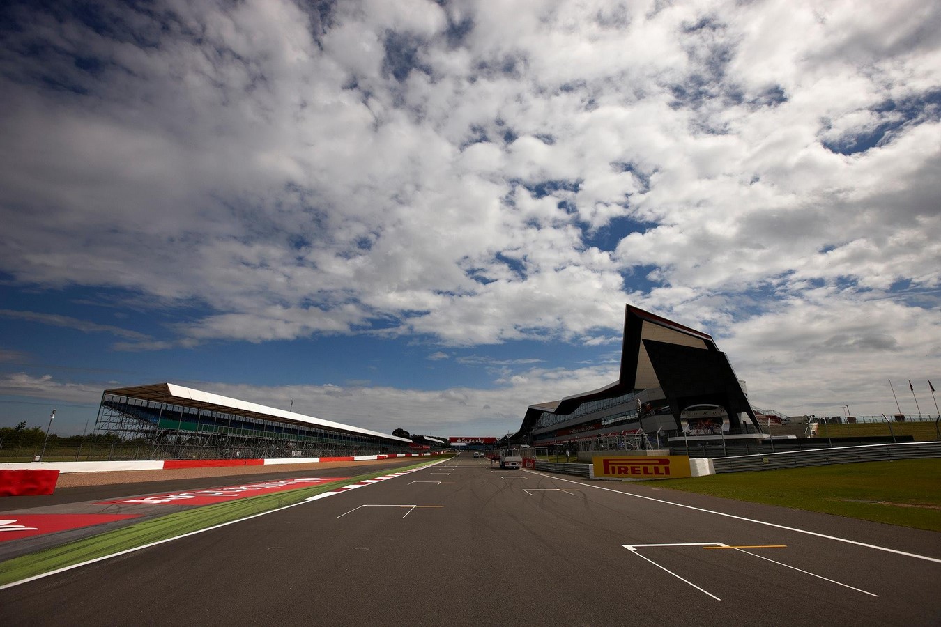 10 biggest race car tracks in the world Sheet20