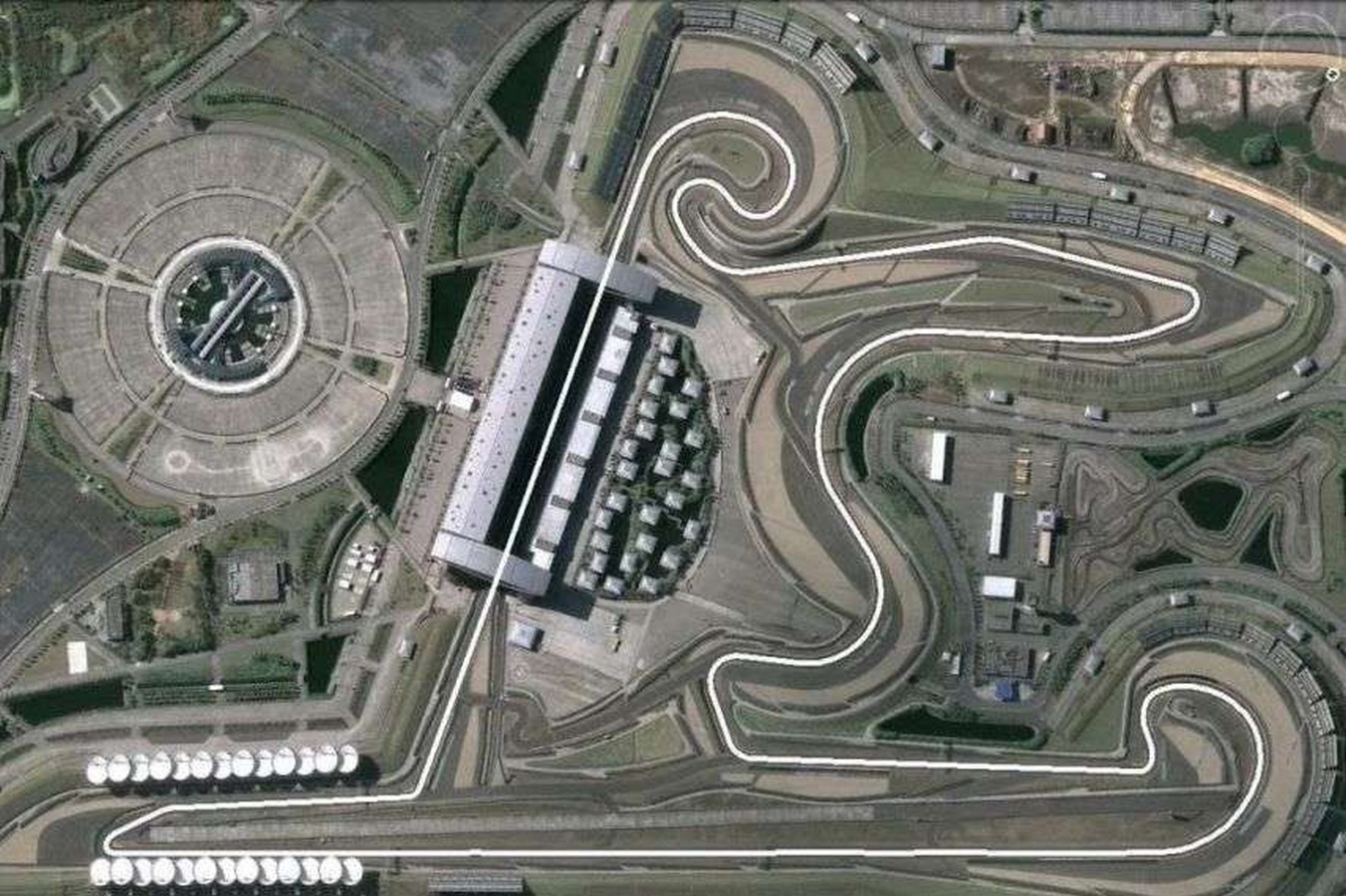 10 biggest race car tracks in the world Sheet7