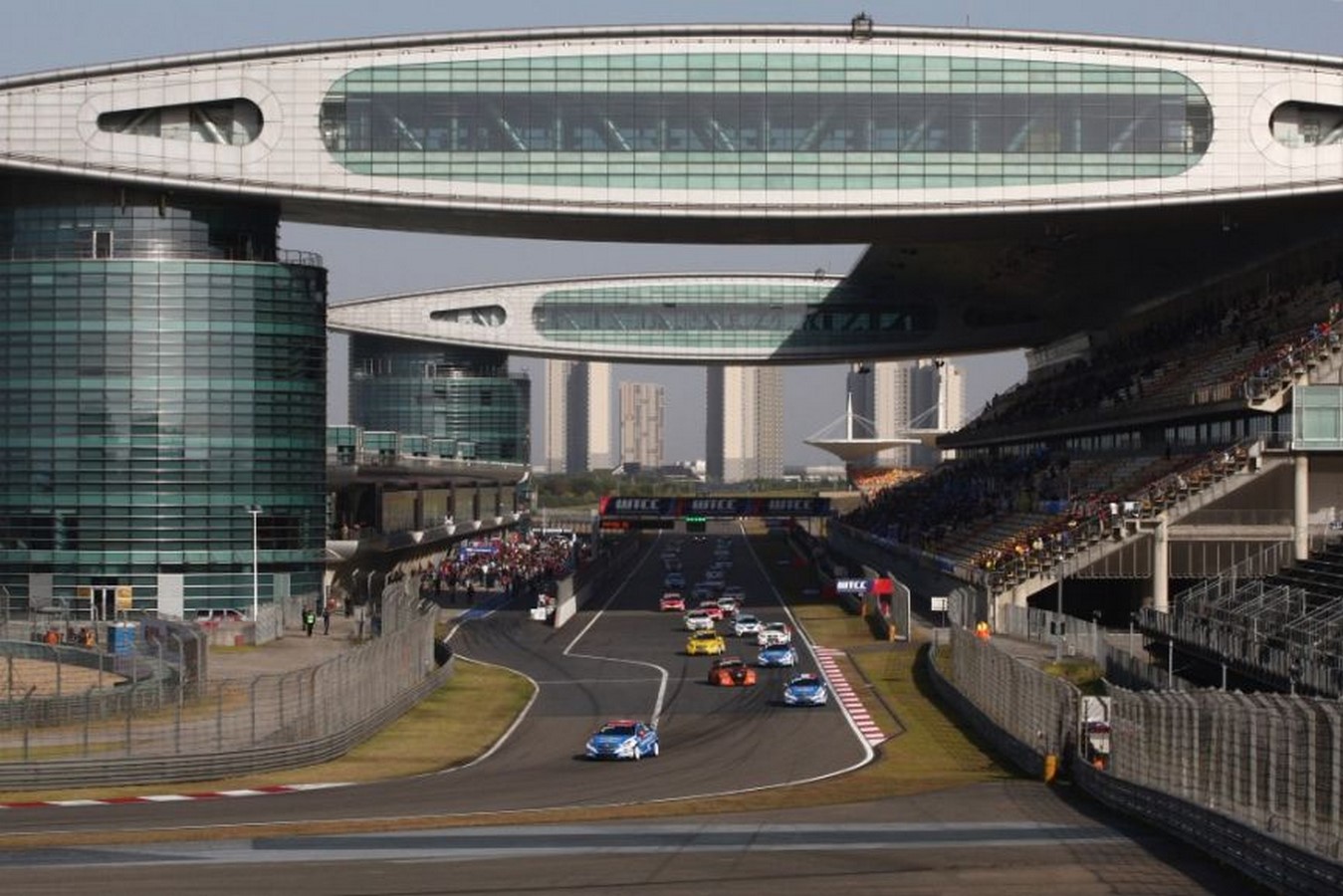10 biggest race car tracks in the world Sheet8