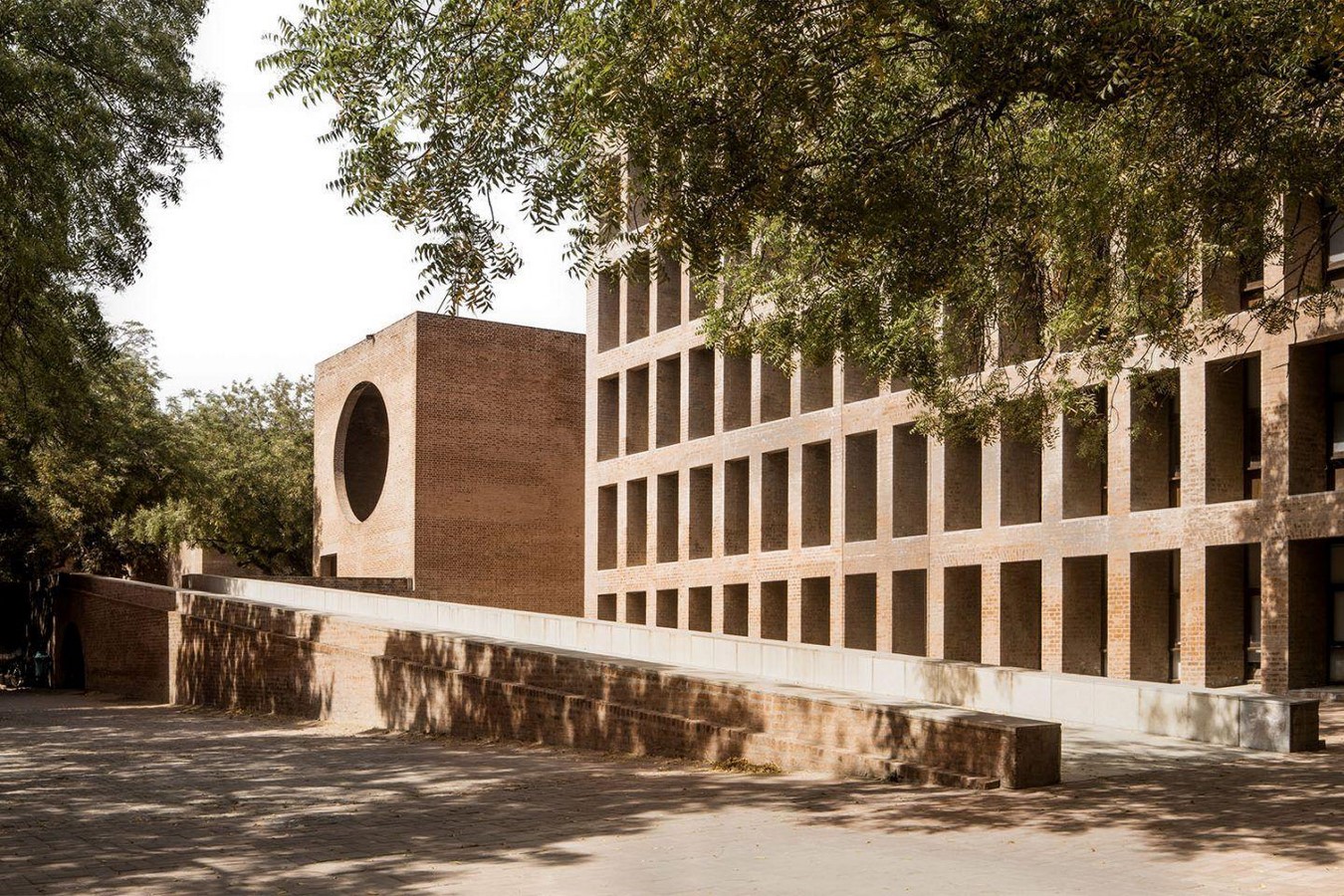 iim ahmedabad architecture case study pdf