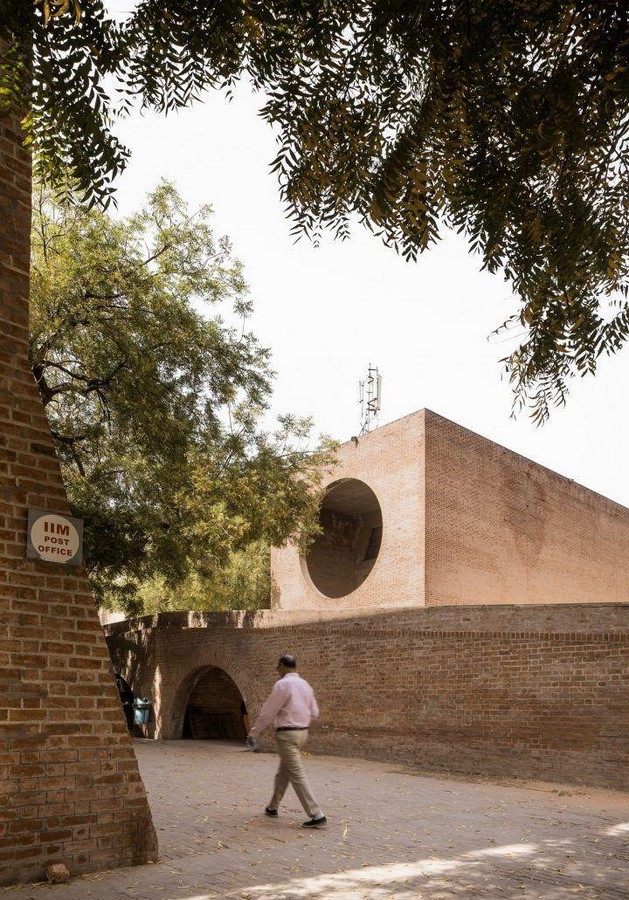 IIM Ahmedabad by Louis Kahn: Blending modern architecture and Indian tradition Sheet5