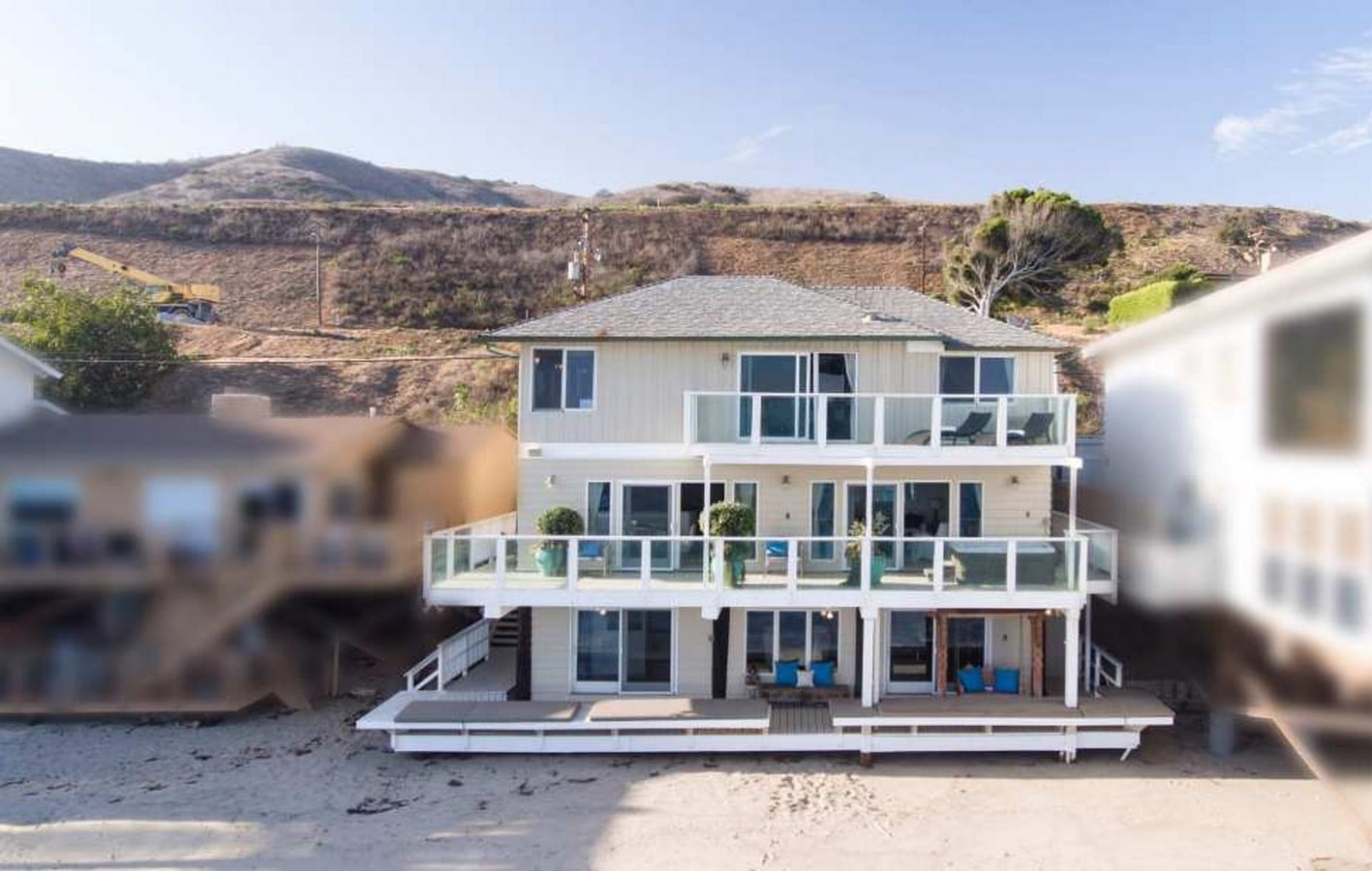 An inside look at all the houses owned by Jennifer Lopez Sheet9