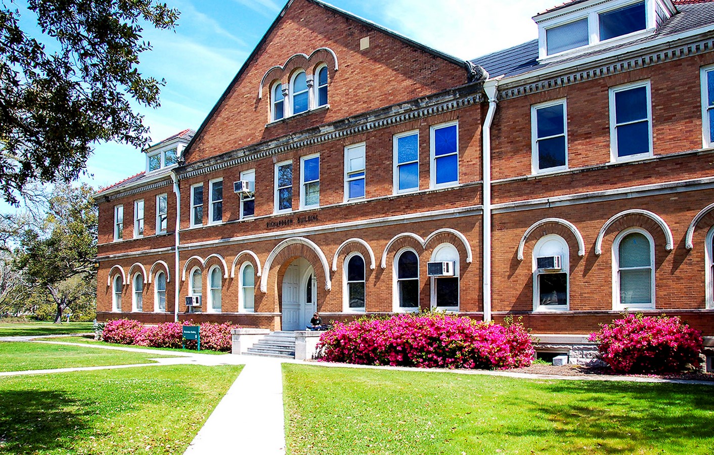 Career Guide: Architectural Conservation sheet9