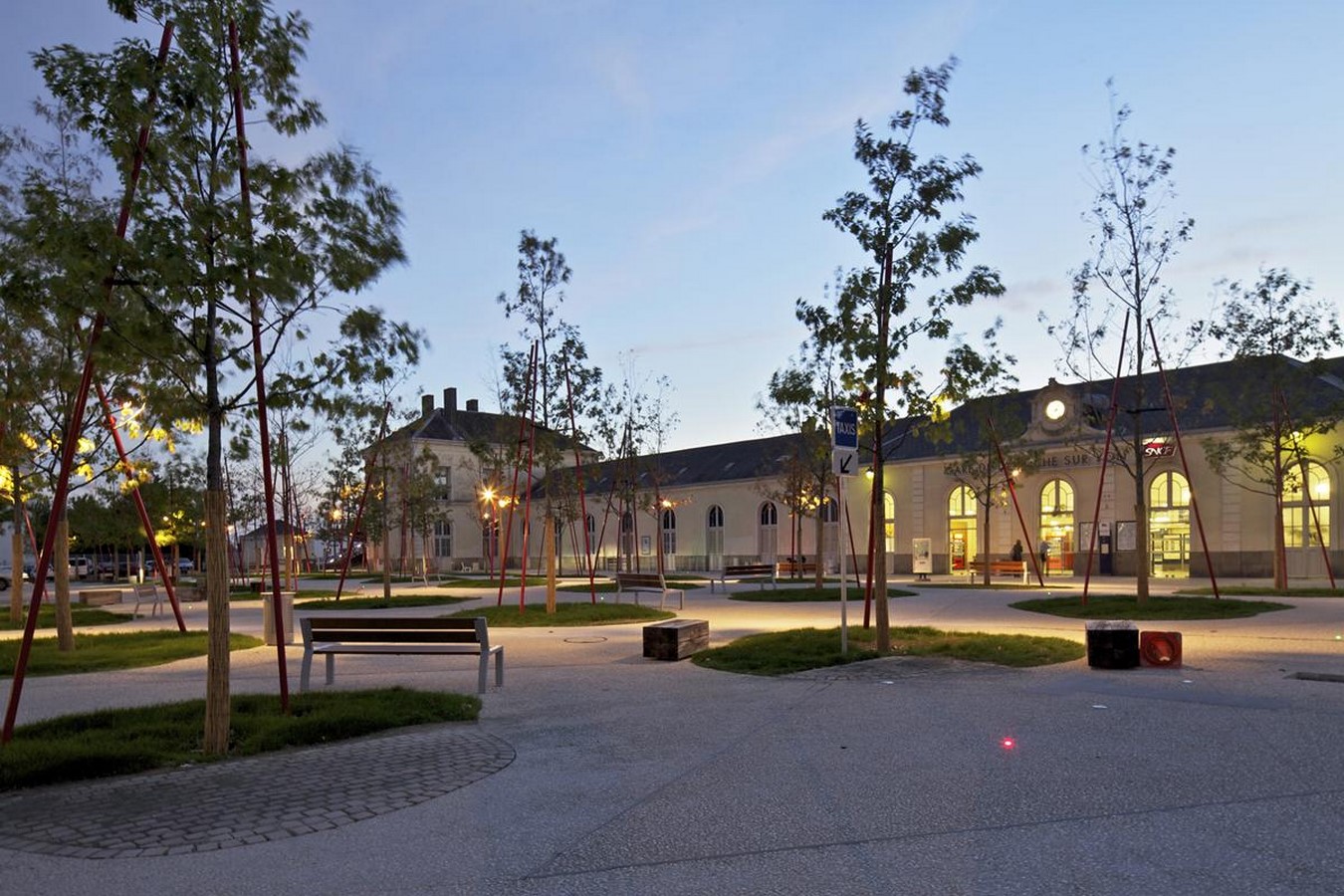 Architects in Nantes - Top 70 Architects in Nantes Sheet28