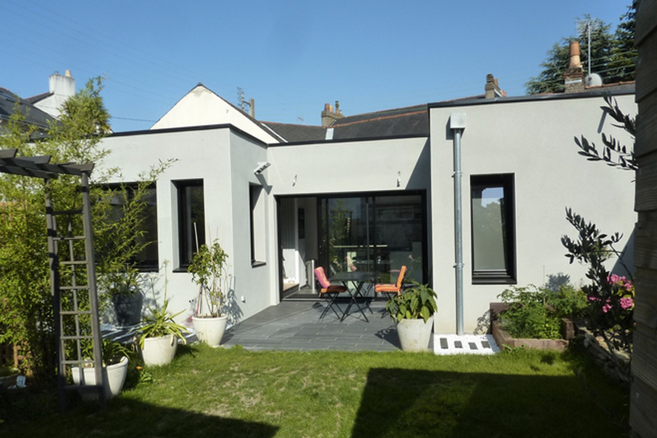 Architects in Nantes - Top 70 Architects in Nantes Sheet31