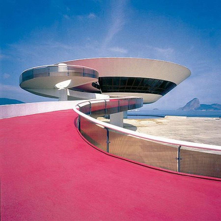 Niterói Contemporary Art Museum by Oscar Niemeyer: Iconic Saucer-Shaped Structure Sheet1